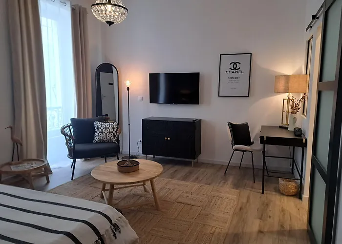 Le Patio De Sophie 3* Sisteron