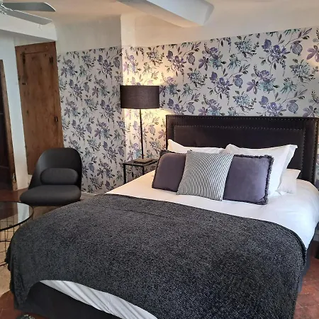 Le Patio De Sophie 3*