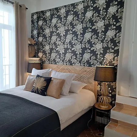 Le Patio De Sophie Hotel 3*