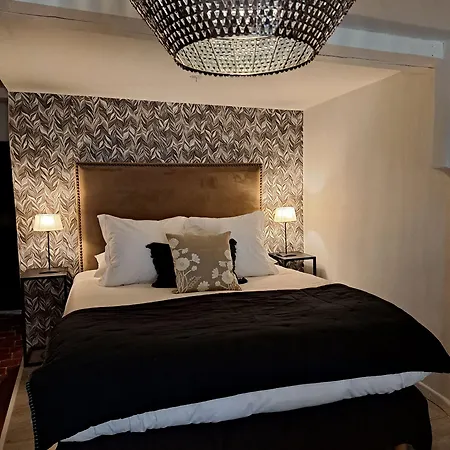 Le Patio De Sophie 3* Sisteron